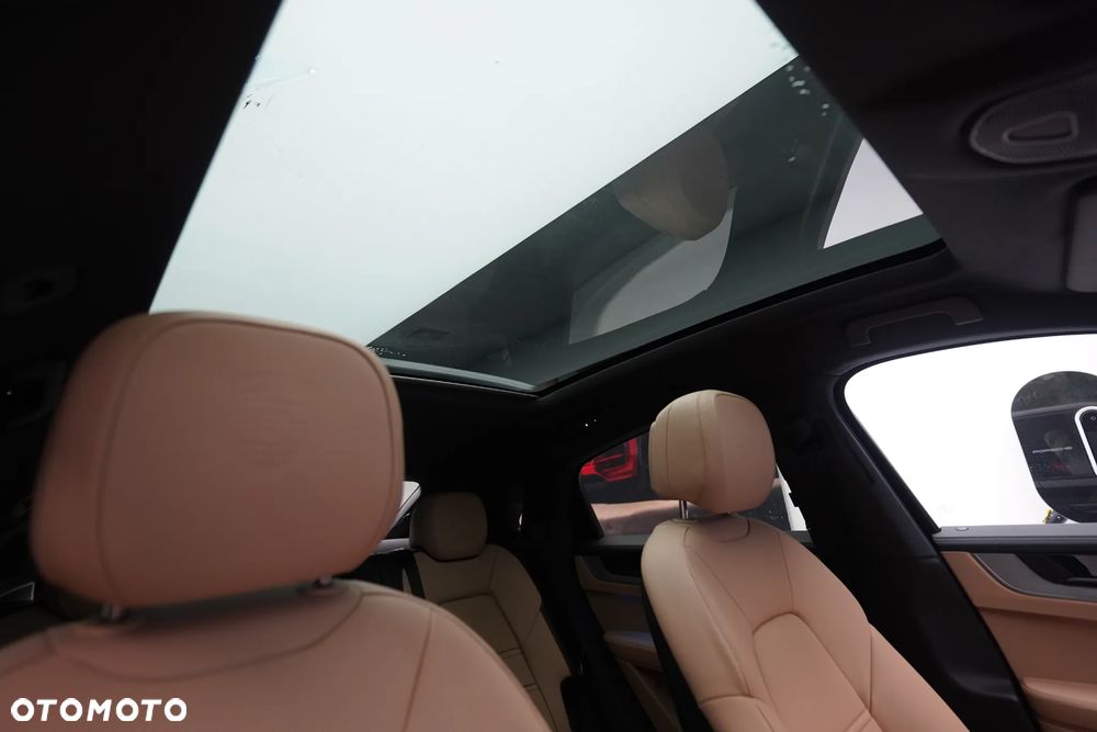 Porsche Cayenne Coupe S E-Hybrid PHEV Black Edition - 29