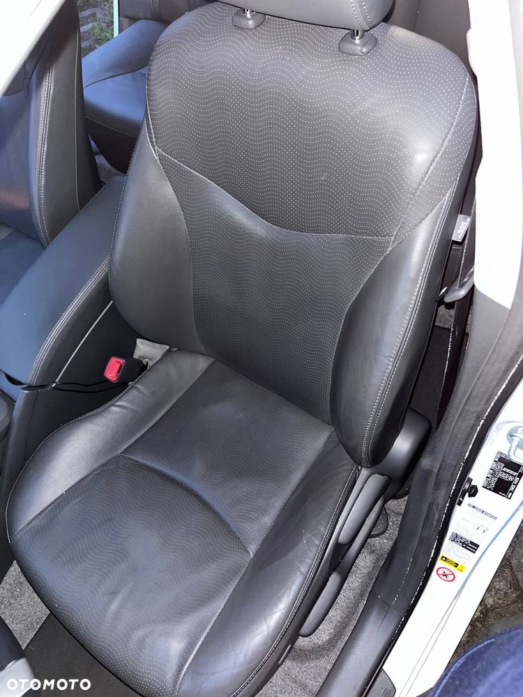 Toyota Prius - 15