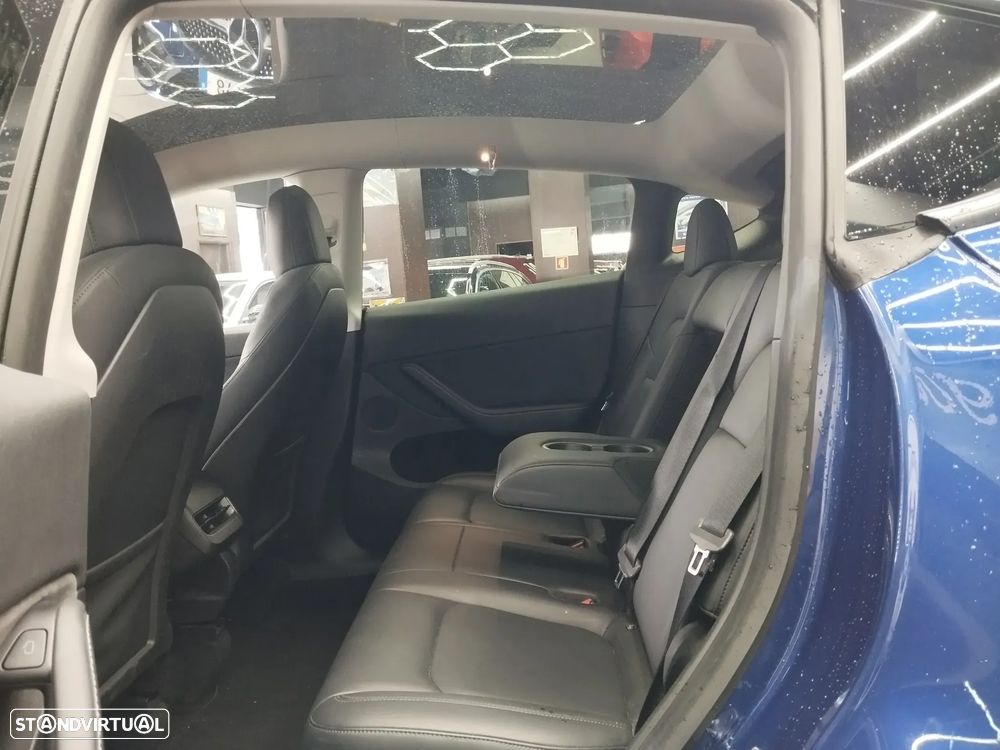 Tesla Model Y Long Range Tração Integral - 16