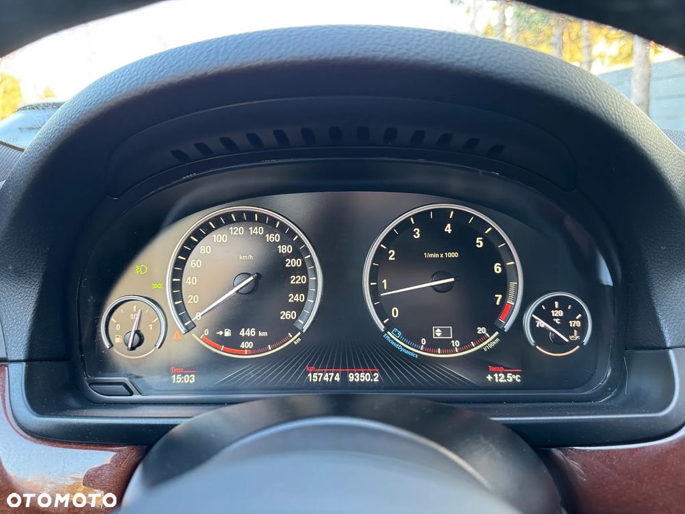 BMW Seria 5 528i - 22