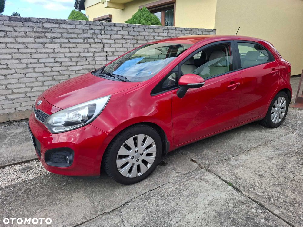 Kia Rio - 2