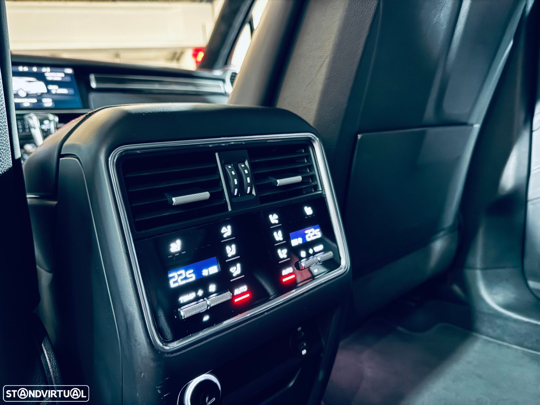 Porsche Cayenne Coupé Turbo - 41