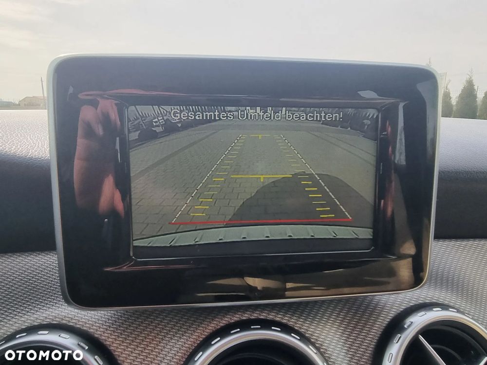 Mercedes-Benz GLA 200 (CDI) d 7G-DCT - 15