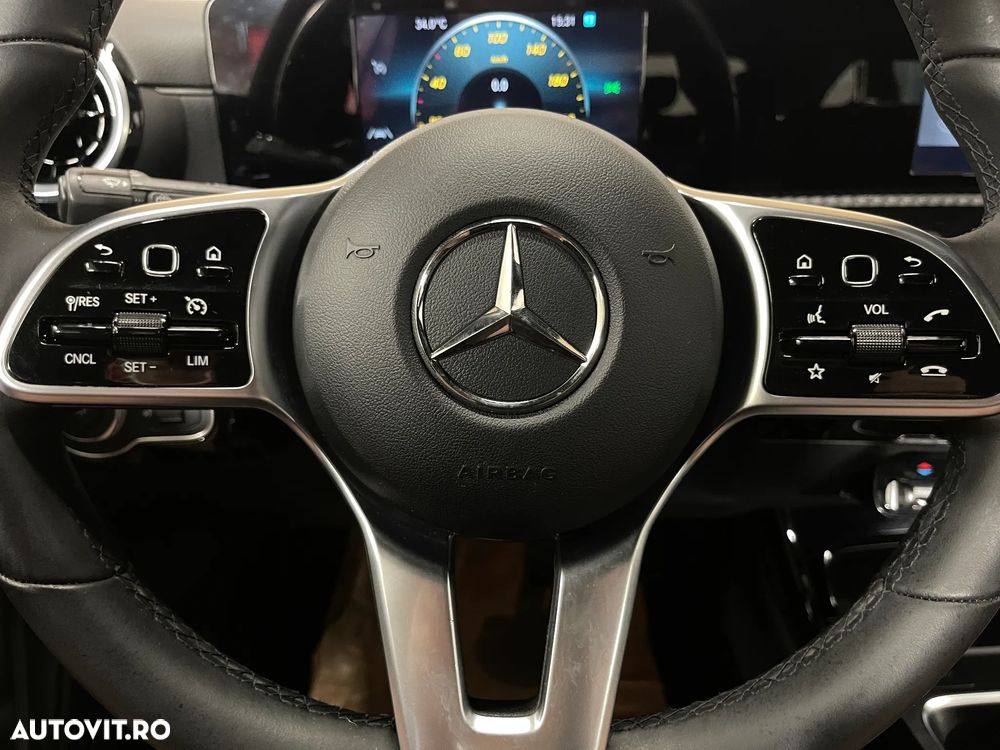 Mercedes-Benz CLA 200 d Shooting Brake - 19
