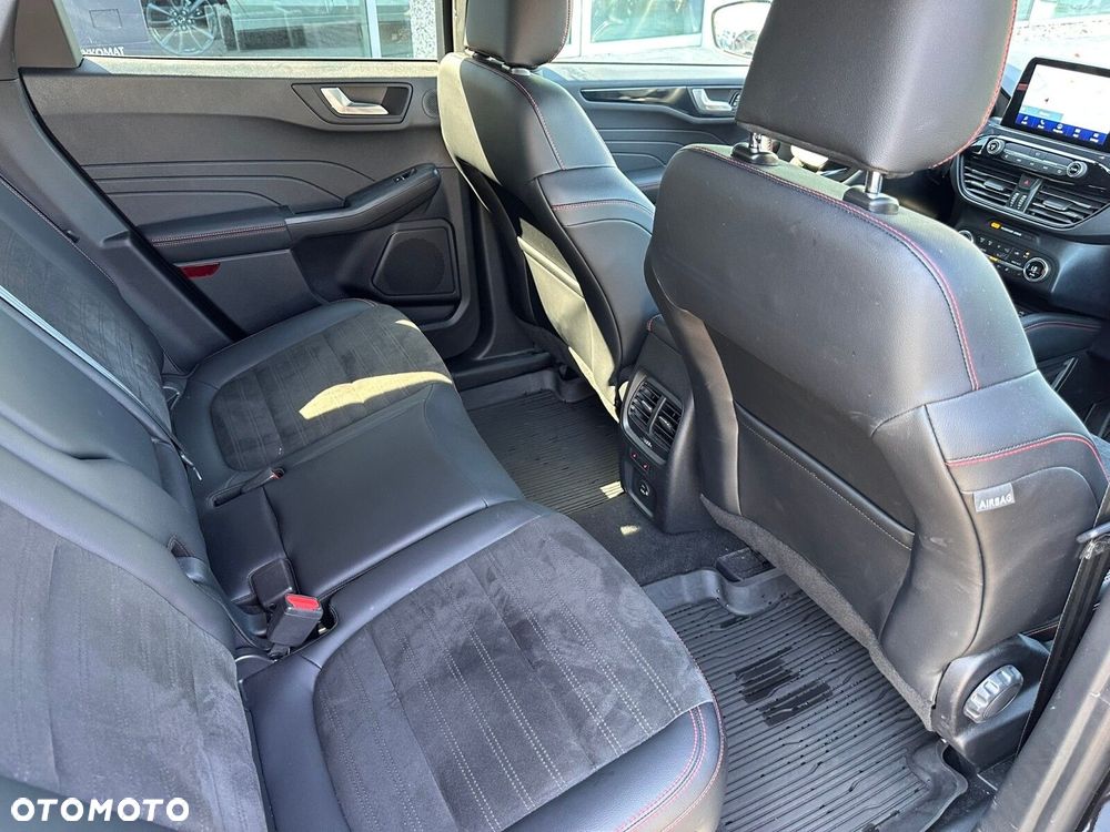 Ford Kuga - 14