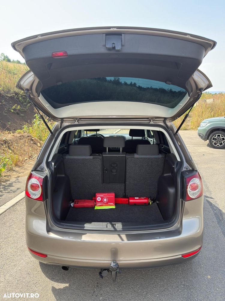 Volkswagen Golf Plus 1.6 TDI DPF Comfortline DSG - 8