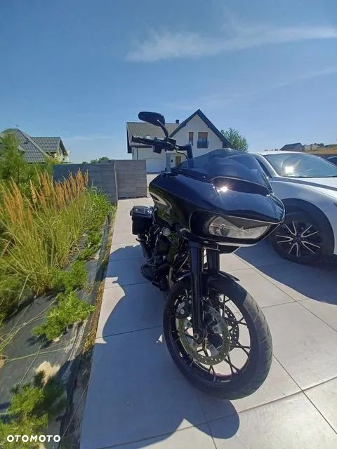 Harley-Davidson Touring Road Glide - 16