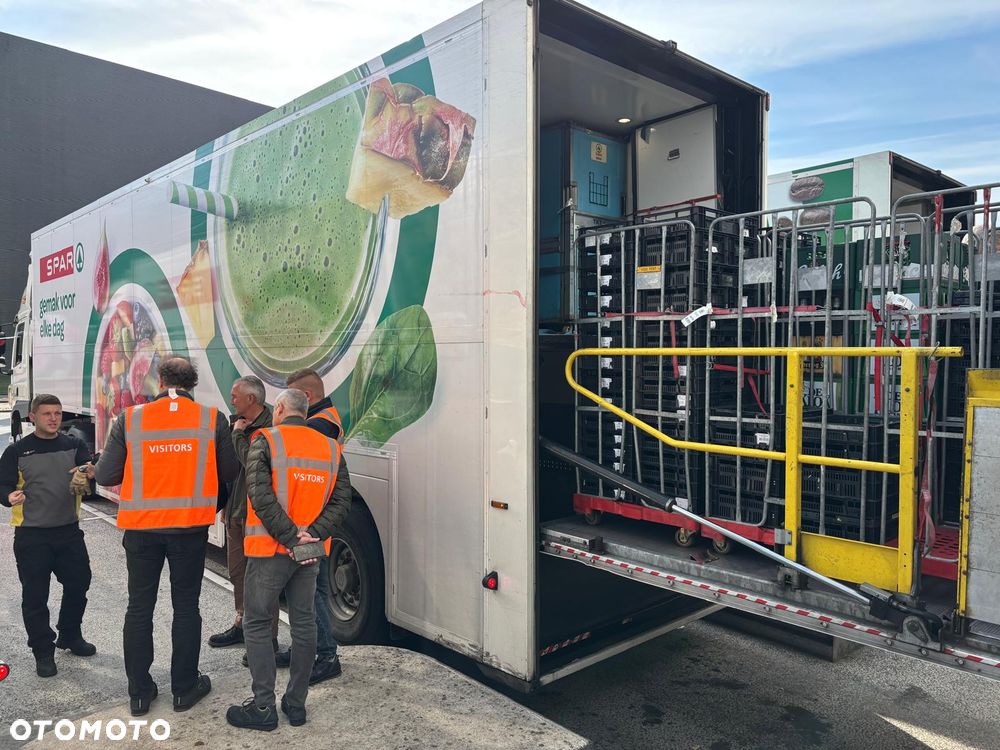 Inny Double Deck, podwójna podłoga, 53 EUROPALETY, Royal Burgers - 17