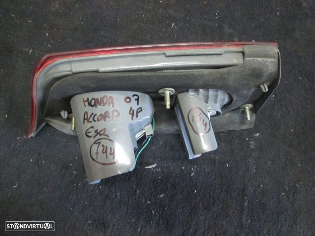 Farol Tras REF0744 HONDA ACCORD 2007 4P ESQ - 3