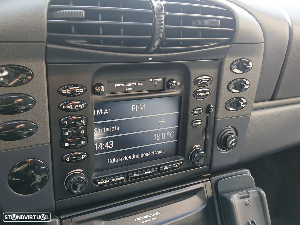 Porsche 911 Série F - 27