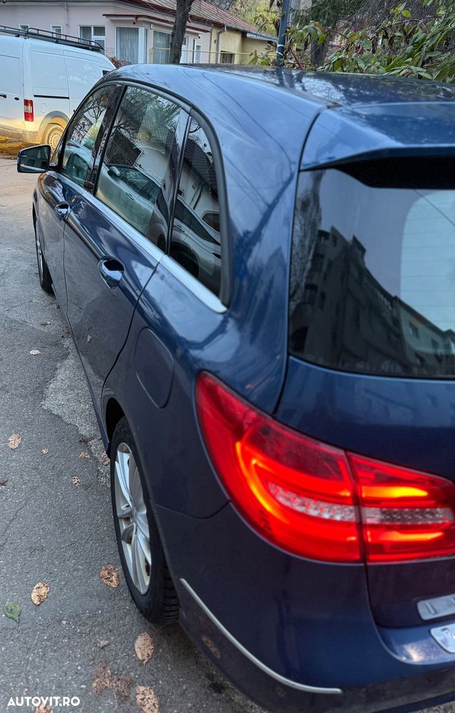 Mercedes-Benz B 200 CDI BlueEfficiency 7G-DCT - 4