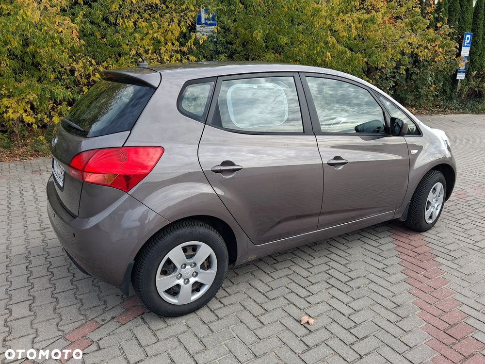 Kia Venga - 9