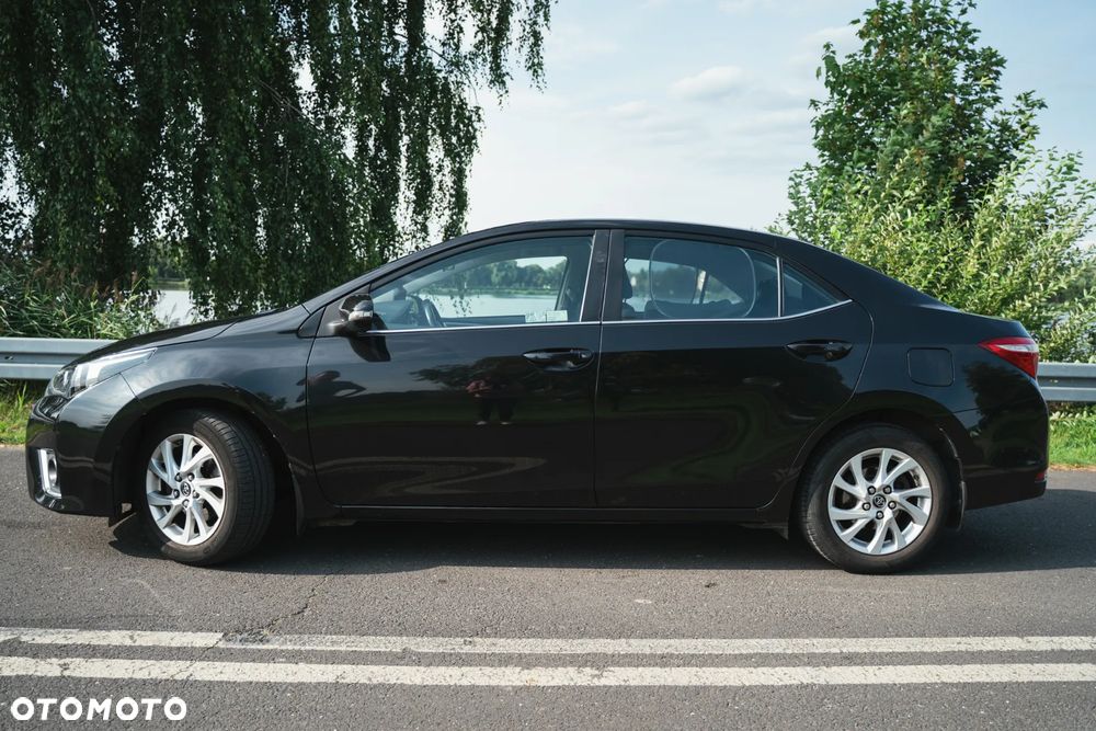 Toyota Corolla 1.6 Comfort - 11