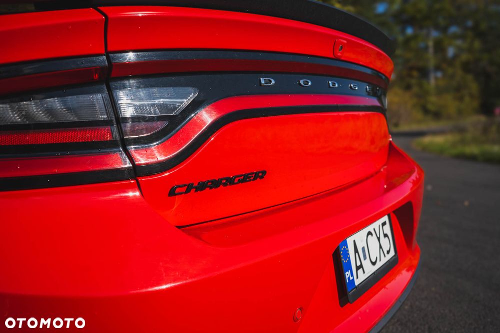 Dodge Charger - 12