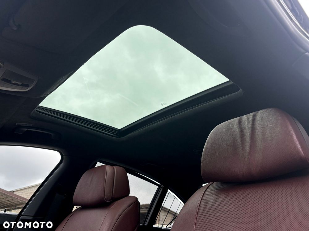 BMW Seria 7 750i L xDrive - 20