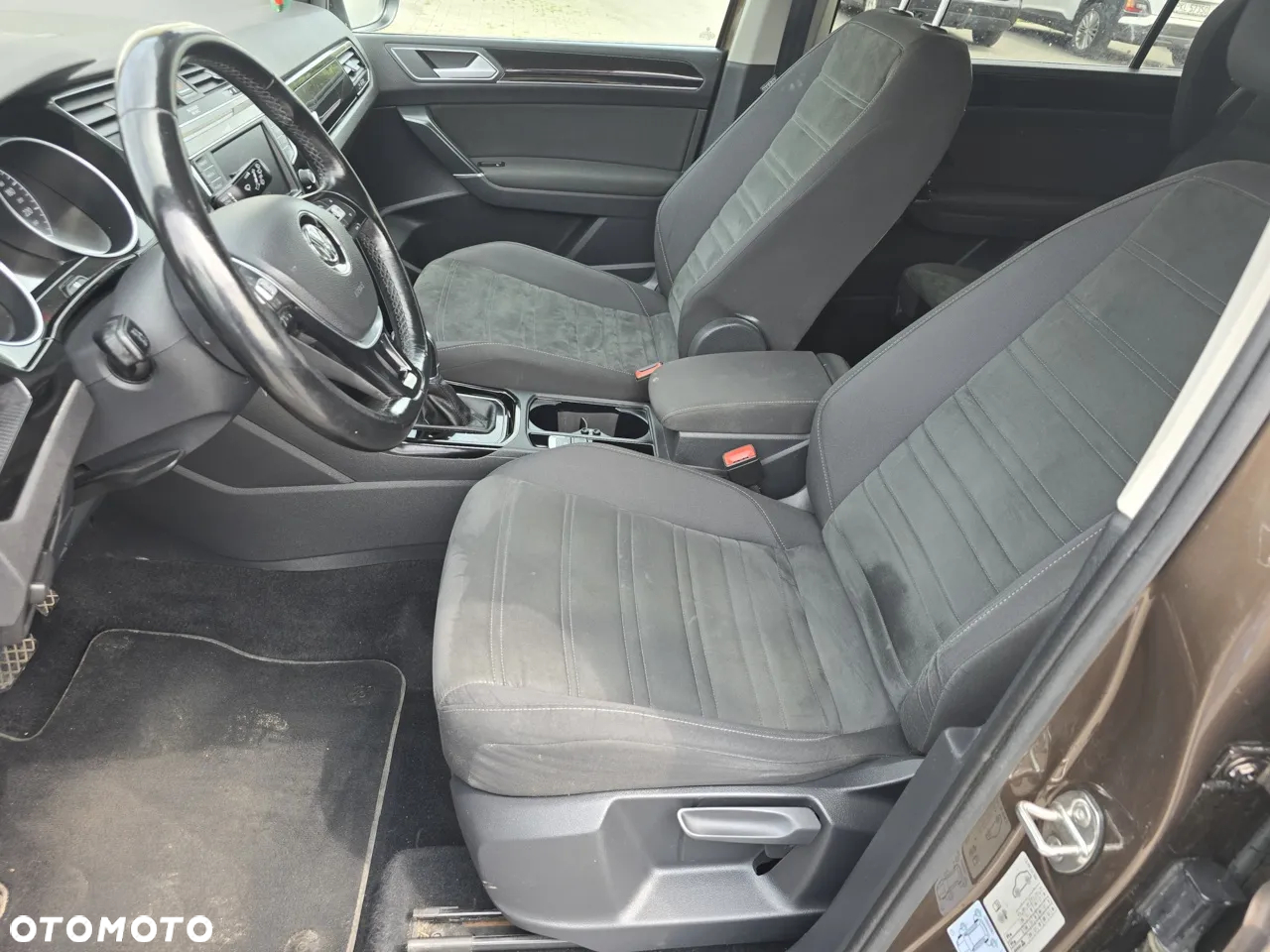 Volkswagen Touran 1.6 TDI SCR (BlueMotion Technology) DSG SOUND - 17