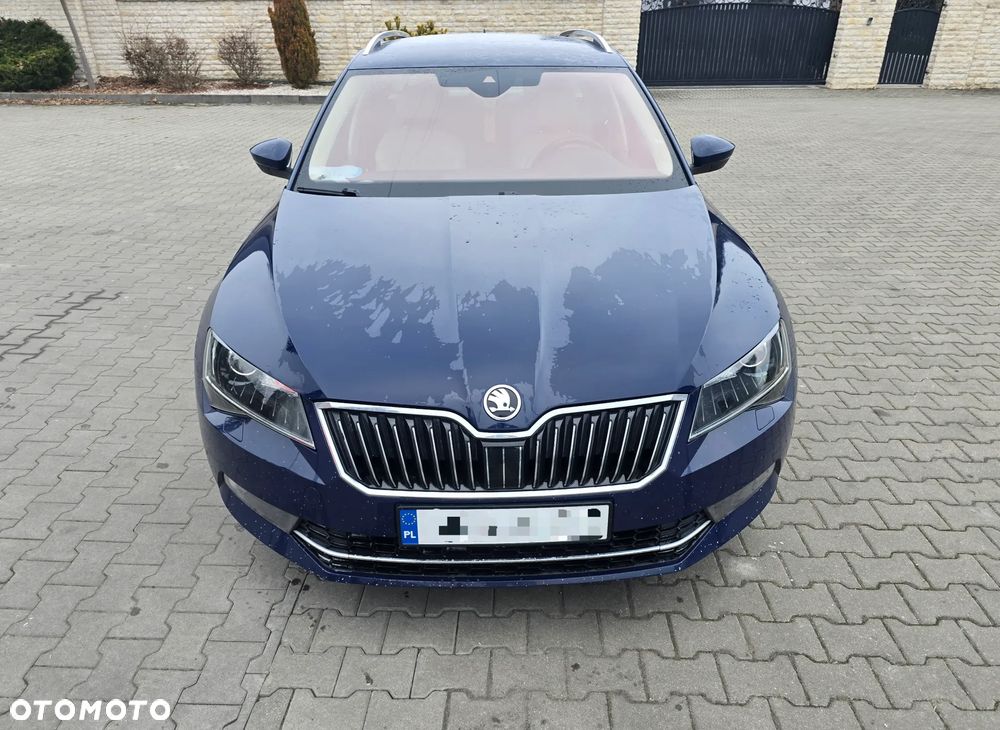 Skoda Superb 2.0 TDI L&K DSG - 6
