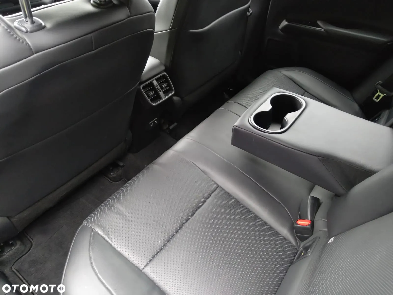 Lexus UX 250h GPF Business Edition AWD - 7