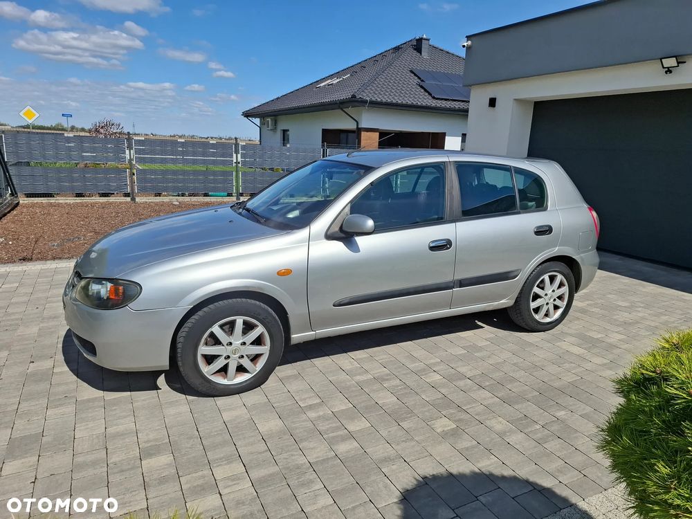 Nissan Almera 1.5 acenta PLUS - 3