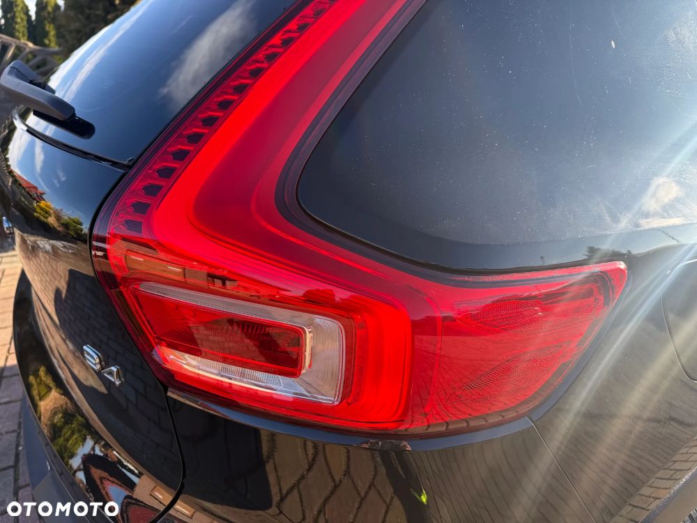 Volvo XC 40 B4 B R-Design - 6