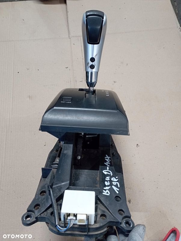 ISUZU D-MAX II 2 WYBIERAK LEWAREK ZMIANY BIEGÓW AUTOMAT - 5