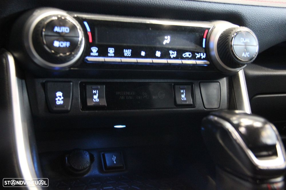Toyota RAV4 2.5 Plug-in Hybrid Luxury - 24