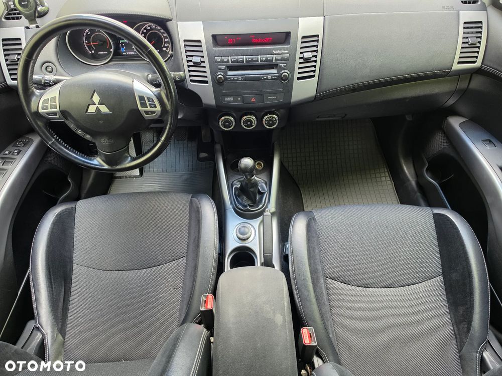Mitsubishi Outlander 2.0 DI-D 4WD Intense - 8