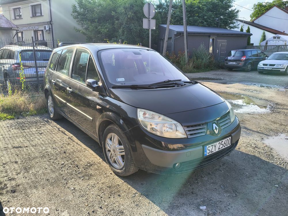 Renault Scenic 2.0 Confort Privilege - 1