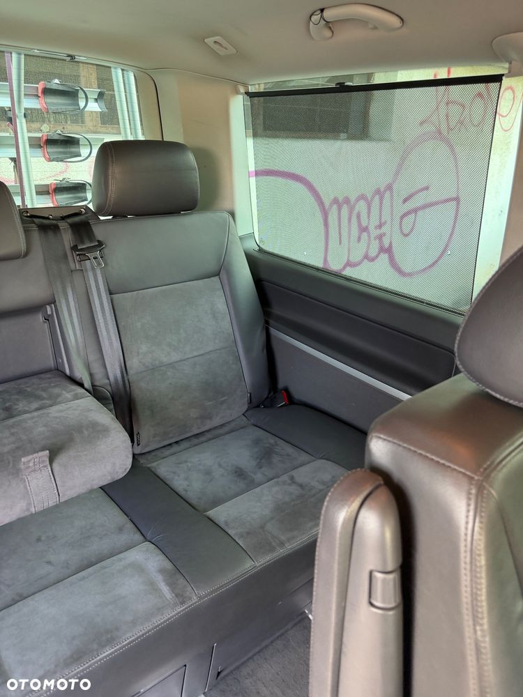 Volkswagen Multivan - 9