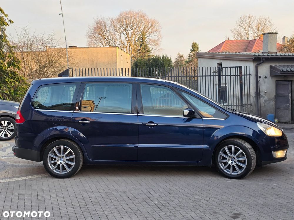 Ford Galaxy - 10