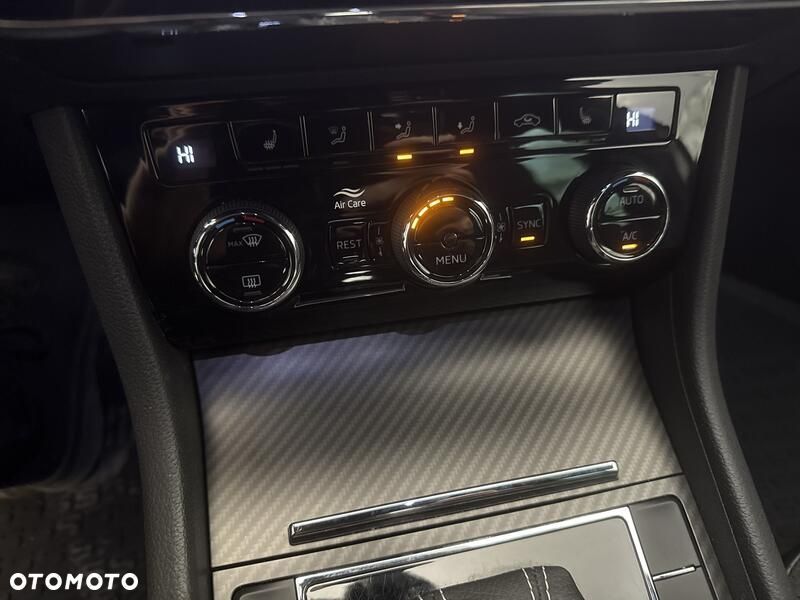 Skoda Superb 2.0 TSI Sportline DSG - 16