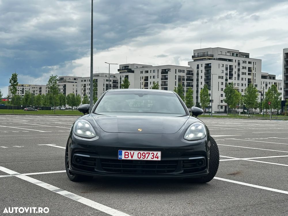 Porsche Panamera - 6