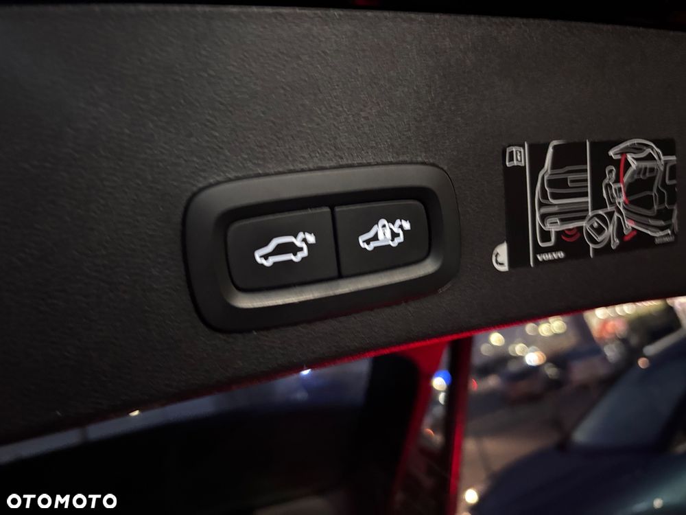 Volvo XC 40 D3 SCR Inscription - 16