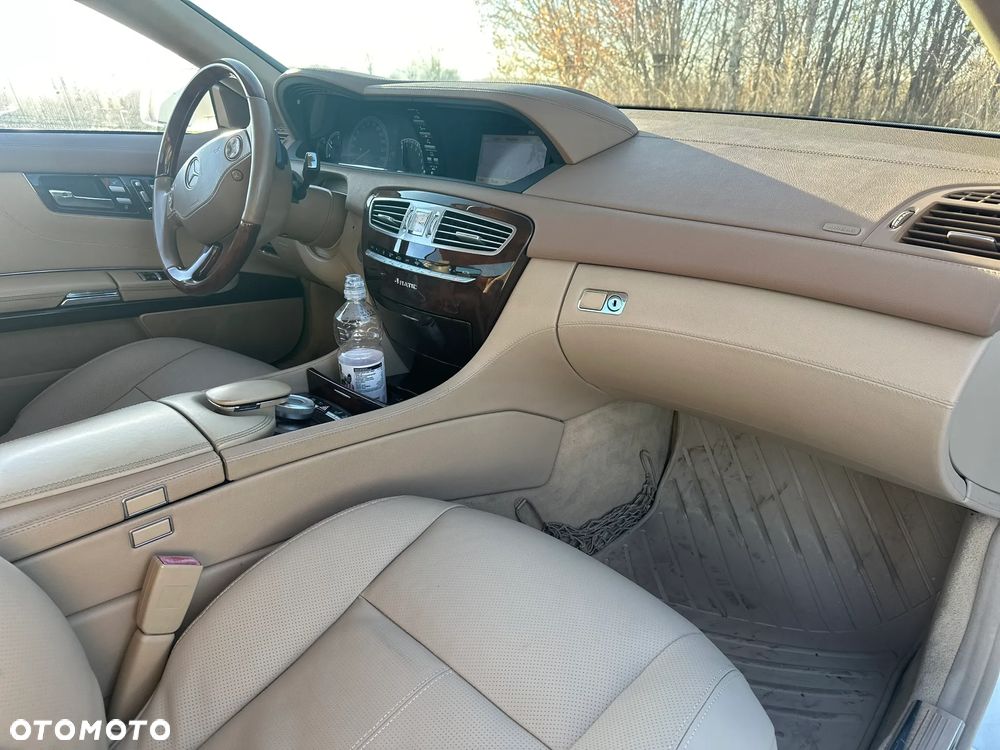 Mercedes-Benz CL 500 4Matic 7G-TRONIC - 7