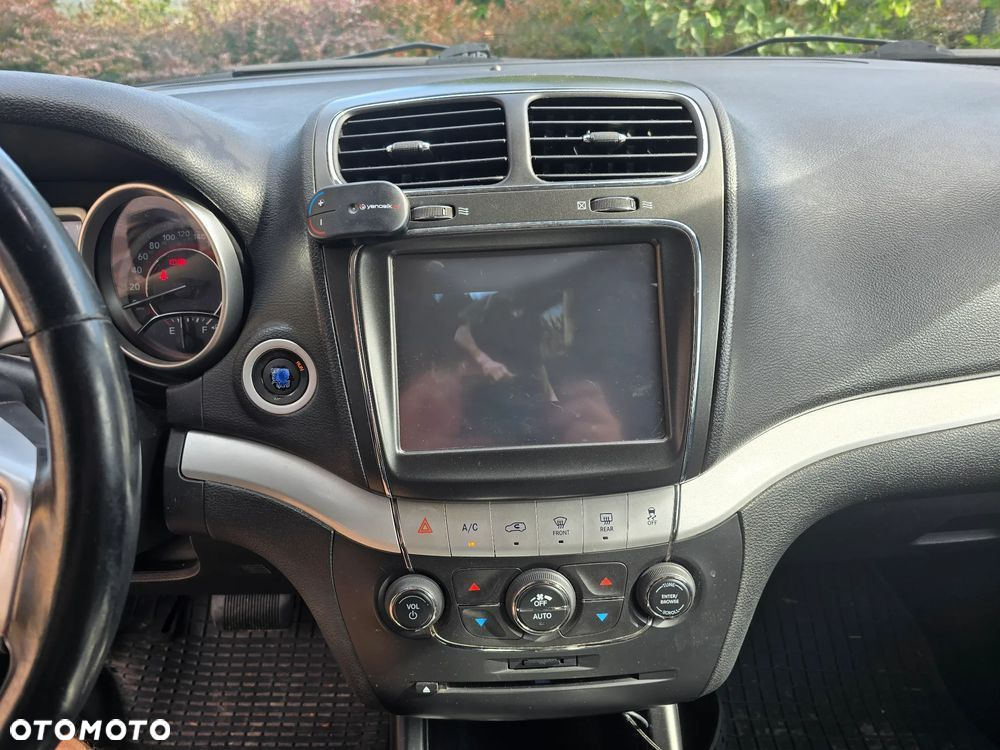 Fiat Freemont 2.0 Multijet 16V DPF Automatik Allrad Lounge - 13