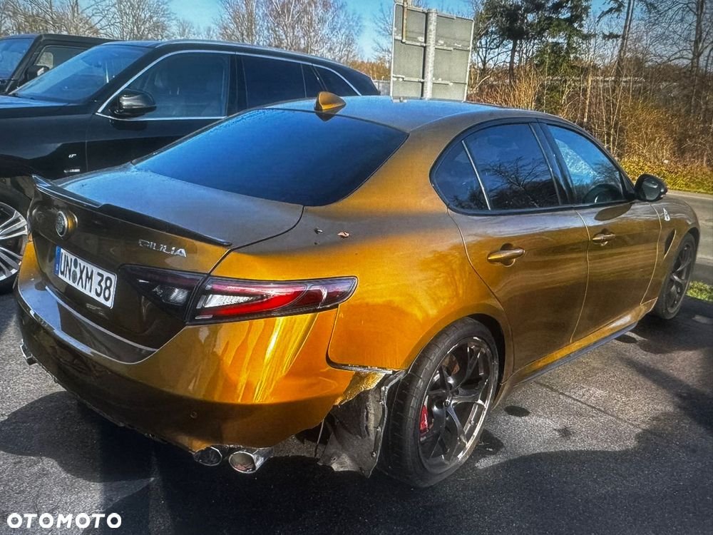 Alfa Romeo Giulia 2.9 Bi Turbo V6 Quadrifoglio Nring - 3