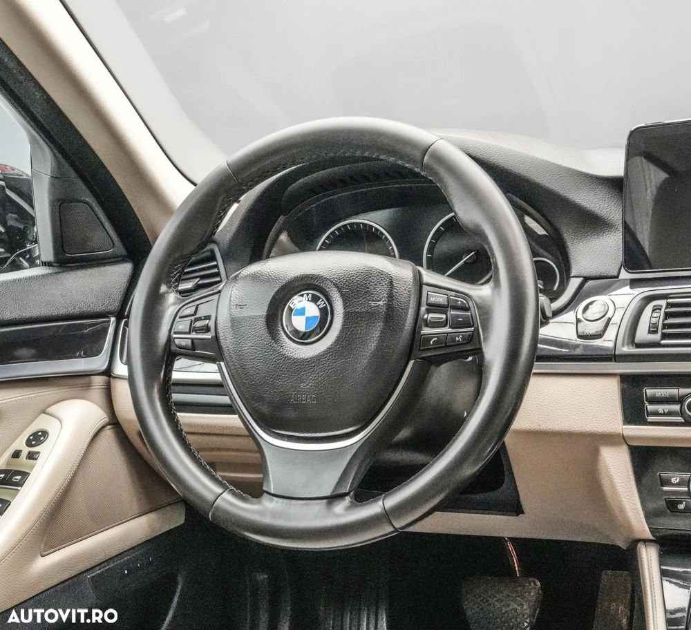 BMW Seria 5 520d xDrive - 19