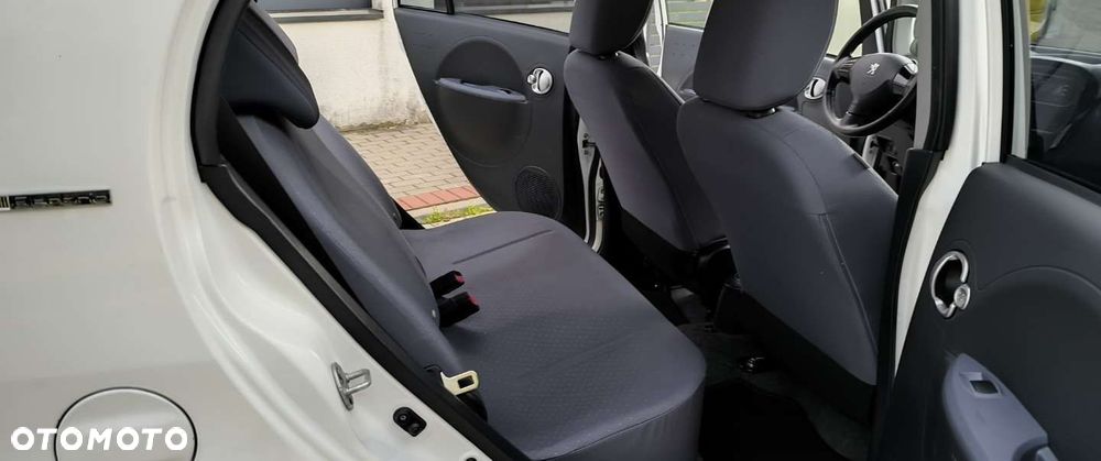 Peugeot iOn - 39