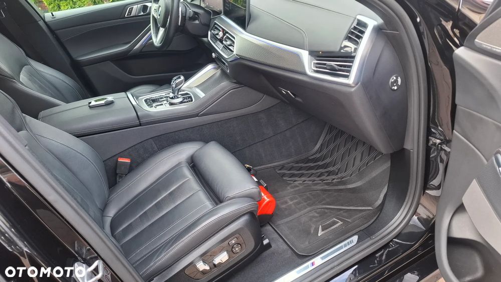 BMW X6 xDrive30d - 25