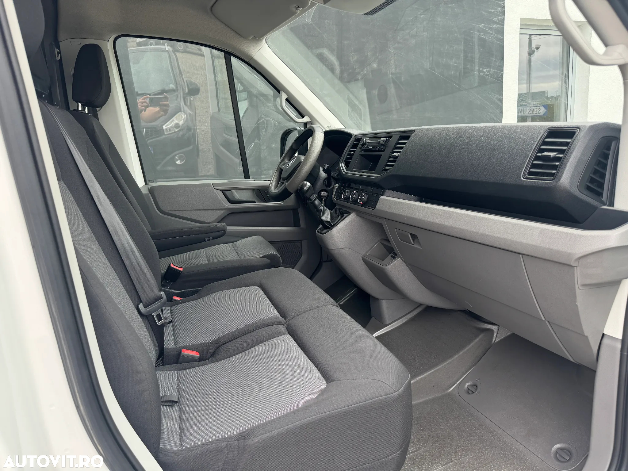 Volkswagen Crafter - 10