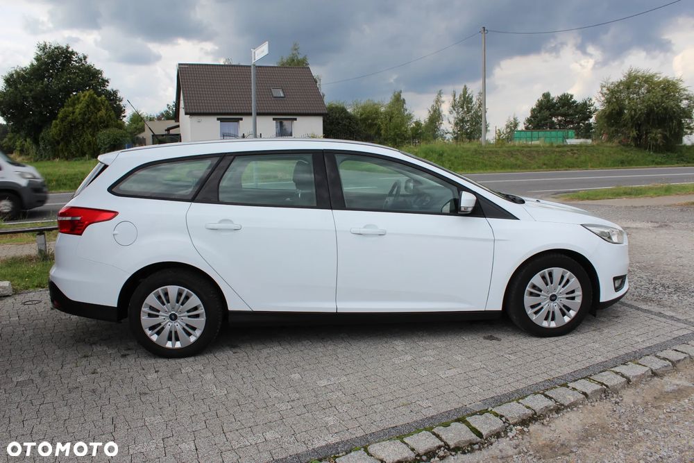 Ford Focus - 9