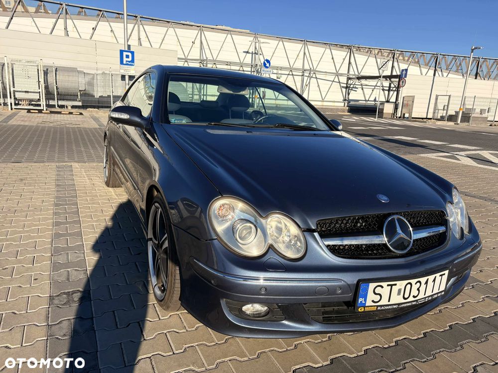 Mercedes-Benz CLK - 17