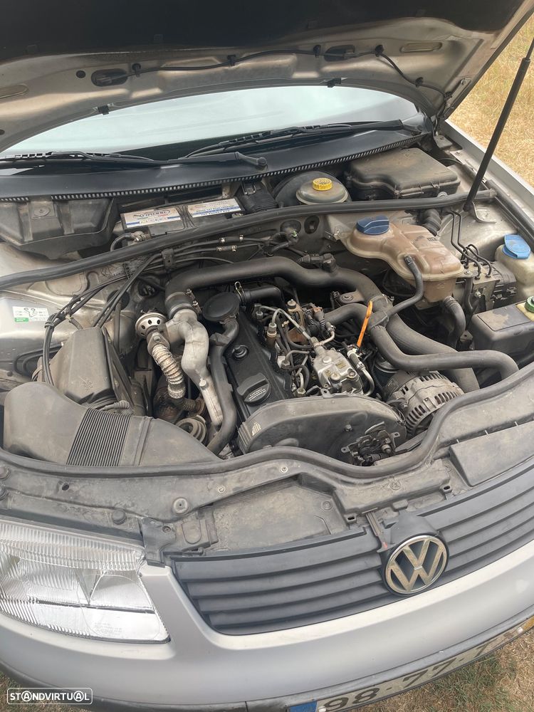 VW Passat Variant 1.9 TDi Confortline - 5