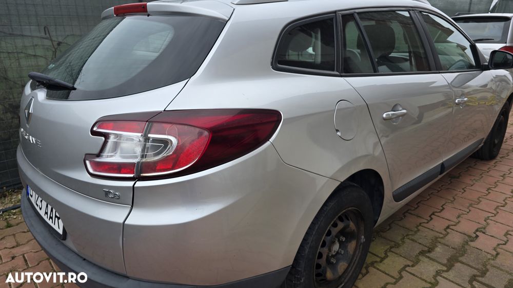 Renault Megane TCe 130 Dynamique - 2