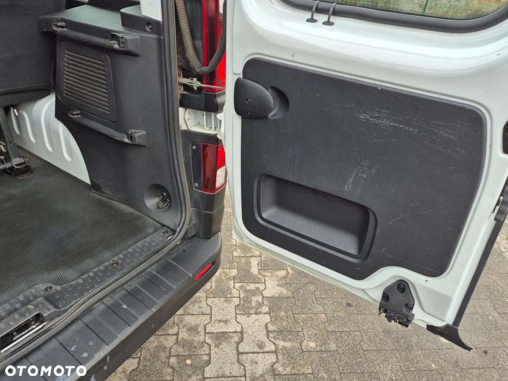 Renault Trafic ENERGY Combi Expression - 16