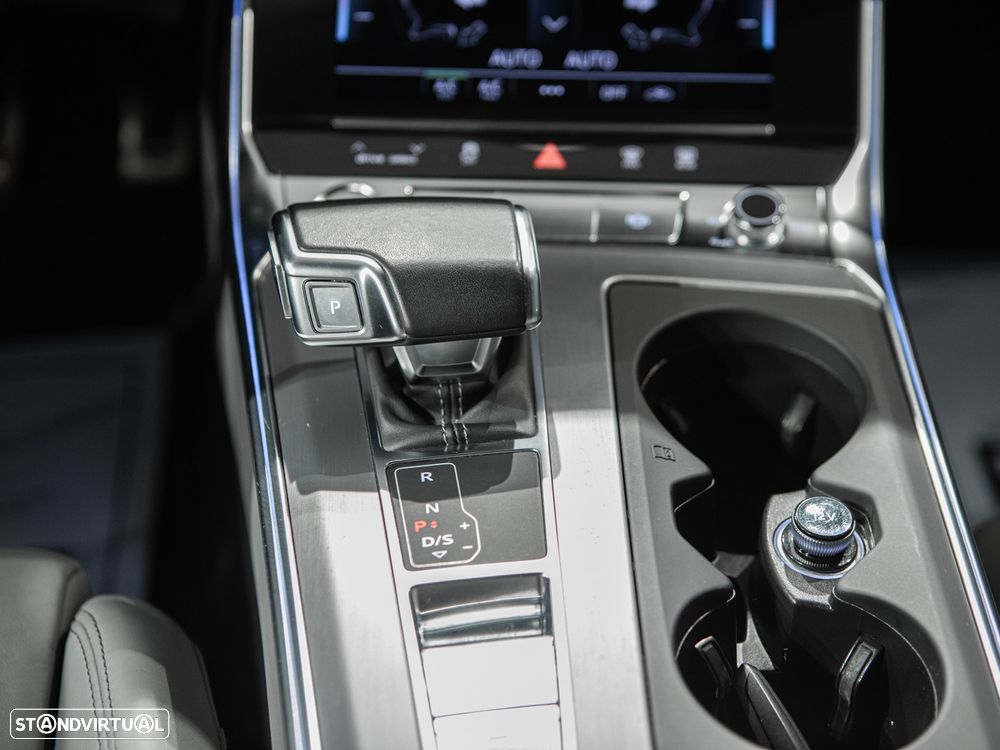 Audi A6 40 TDI S tronic - 33