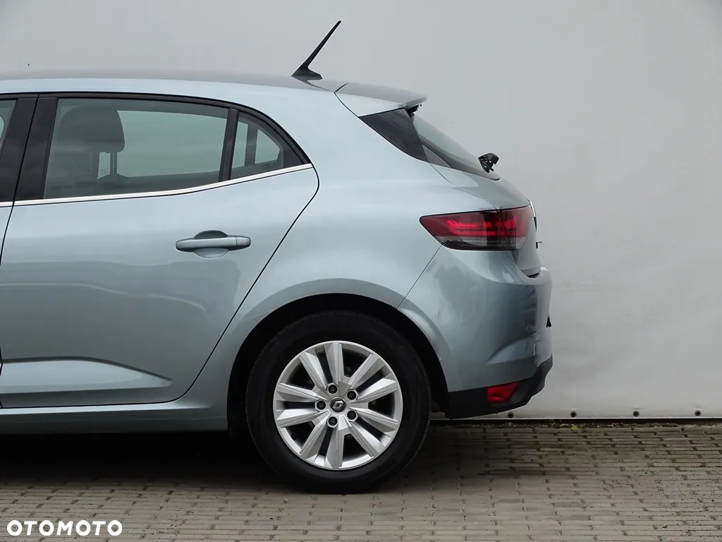 Renault Megane ENERGY TCe 140 EDC LIMITED - 8