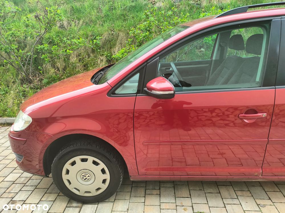 Volkswagen Touran 1.6 - 10