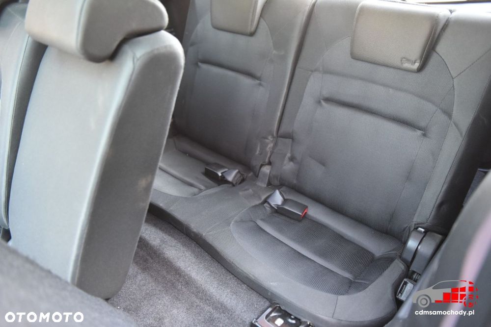 Nissan Qashqai+2 - 19