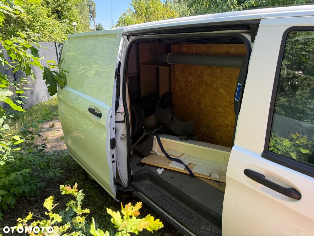 Mercedes-Benz Vito - 22